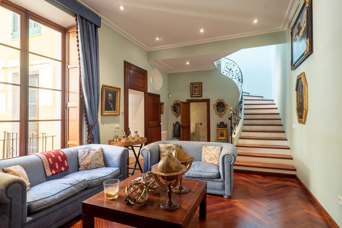 8 bedroom Villa for sale in Palma de Mallorca - € 5,000,000 (Ref: 7716973)