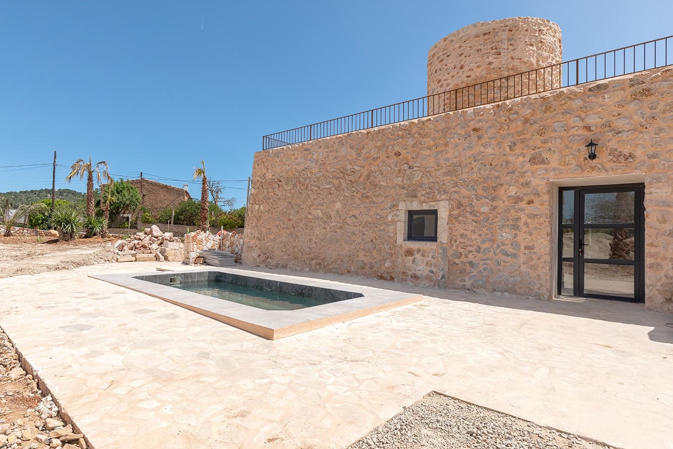 3 sovrum Finca/Hus på landet till salu i Felanitx med pool - 1 465 000 € (Ref: 7887296)