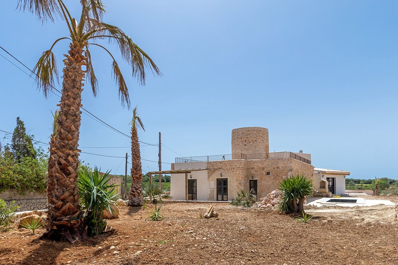 3 sovrum Finca/Hus på landet till salu i Felanitx med pool - 1 465 000 € (Ref: 7887296)