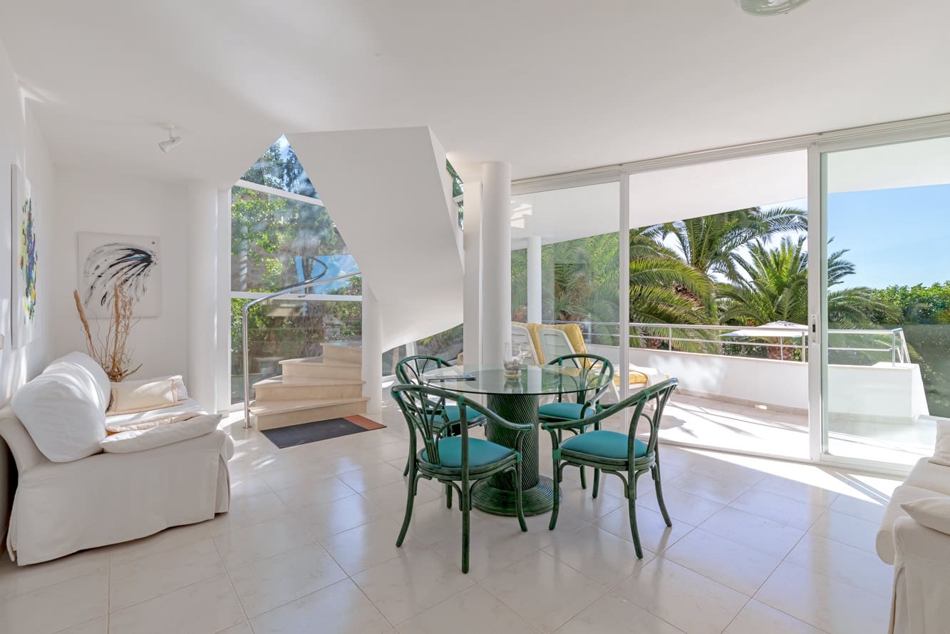 4 bedroom Villa for sale in Santa Ponsa with pool garage - € 3,480,000 (Ref: 7899584)