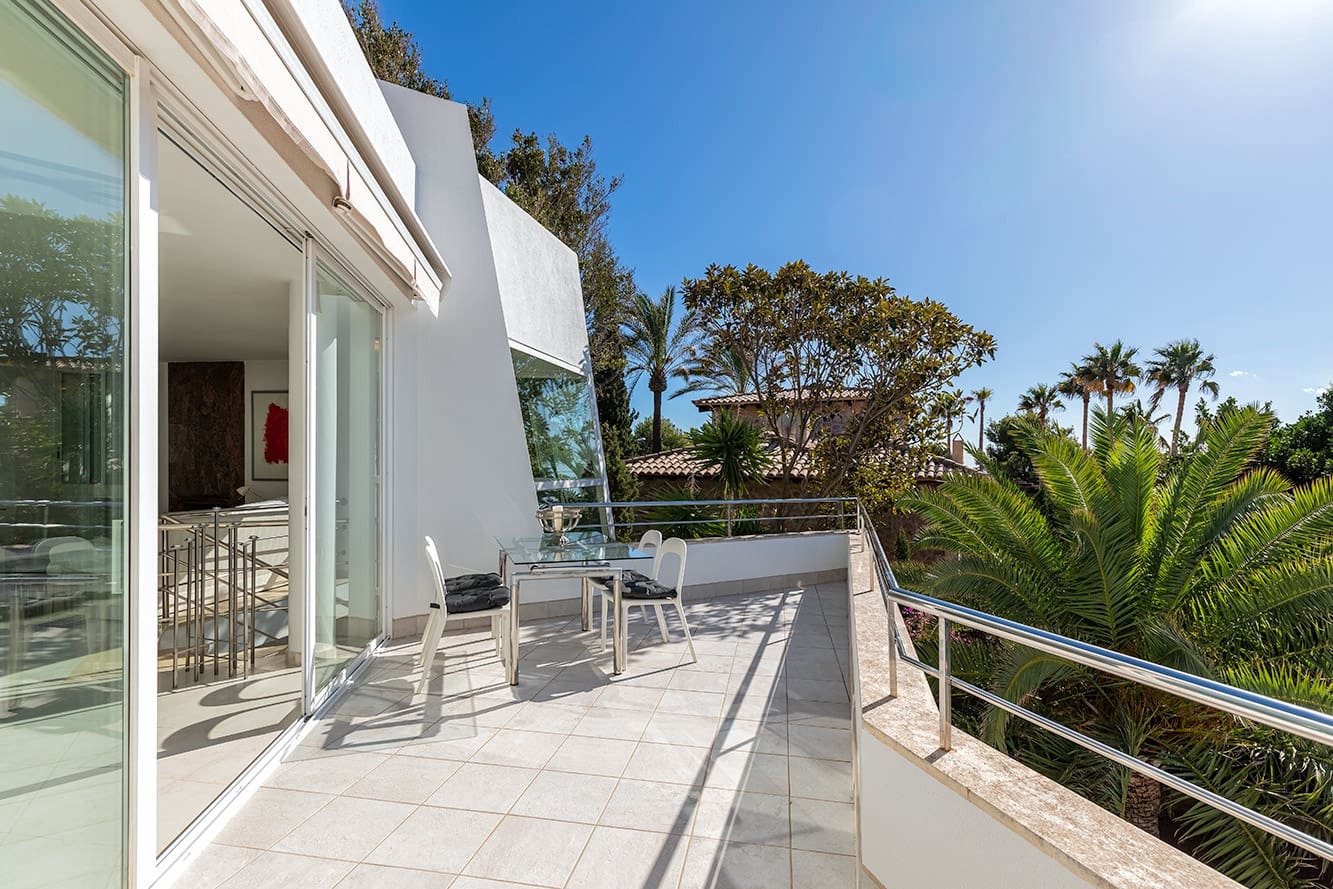 4 bedroom Villa for sale in Santa Ponsa with pool garage - € 3,480,000 (Ref: 7899584)