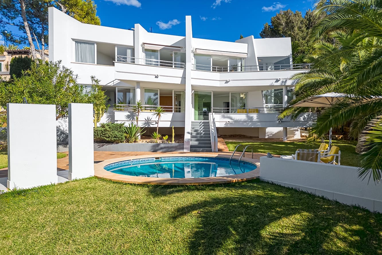 4 bedroom Villa for sale in Santa Ponsa with pool garage - € 3,480,000 (Ref: 7899584)