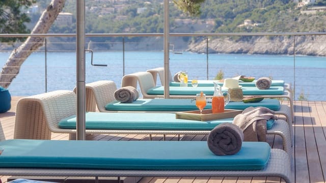 4 bedroom Villa for sale in Es Camp De Mar / El Camp De Mar, Andratx with pool - € 11,500,000 (Ref: 7913066)