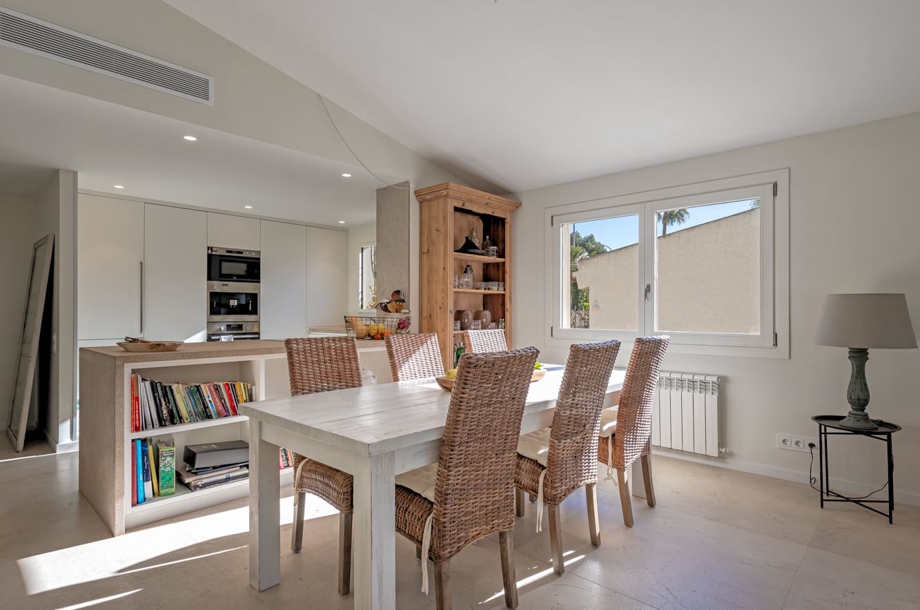 6 soverom Villa til salgs i Costa de la Calma med svømmebasseng - € 1 350 000 (Ref: 7935855)