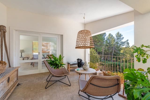 6 soverom Villa til salgs i Costa de la Calma, Calvià med svømmebasseng - € 1 350 000 (Ref: 7935855)