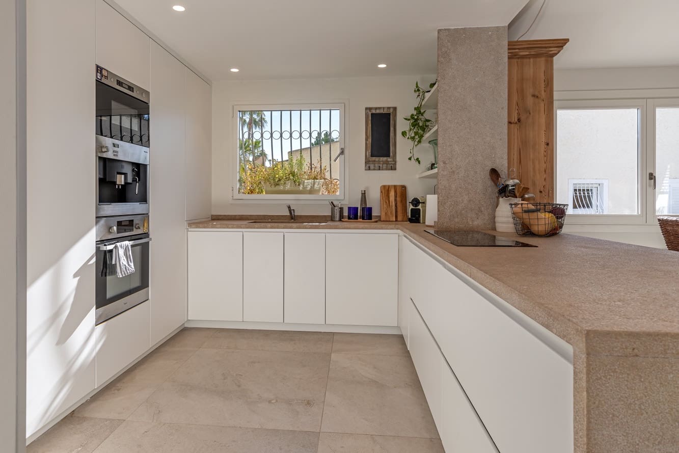 6 soverom Villa til salgs i Costa de la Calma med svømmebasseng - € 1 350 000 (Ref: 7935855)