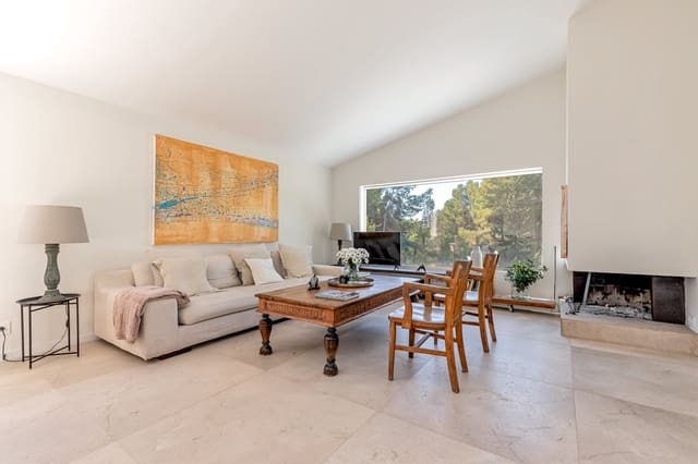 6 soverom Villa til salgs i Costa de la Calma, Calvià med svømmebasseng - € 1 350 000 (Ref: 7935855)