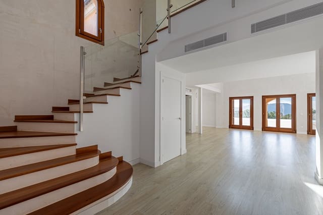 5 soverom Villa til salgs i Es Camp De Mar / El Camp De Mar, Andratx med svømmebasseng - € 13 900 000 (Ref: 8086374)