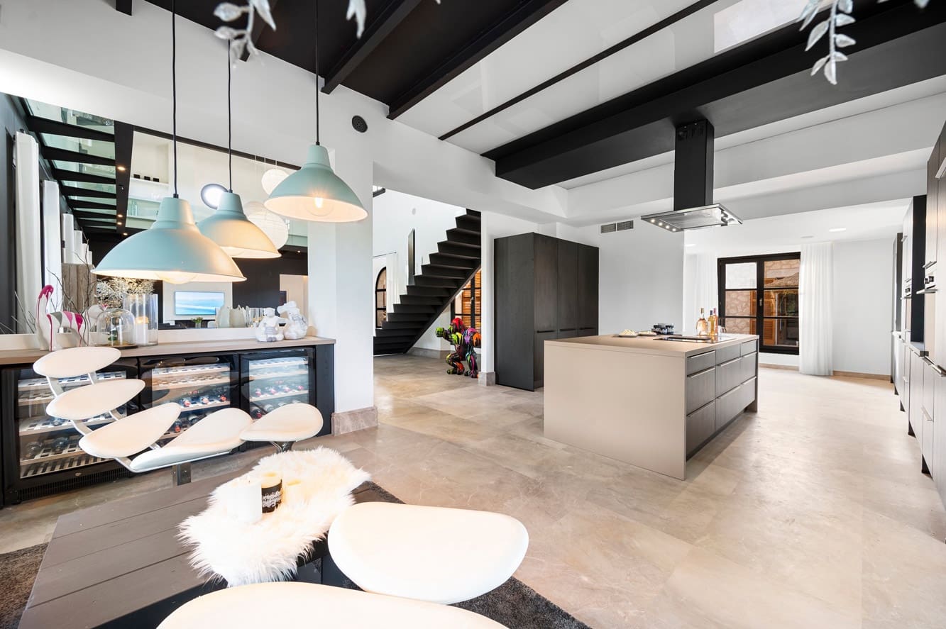 6 soverom Finca/Herregård til salgs i Montuiri med svømmebasseng garasje - € 6 500 000 (Ref: 8170054)