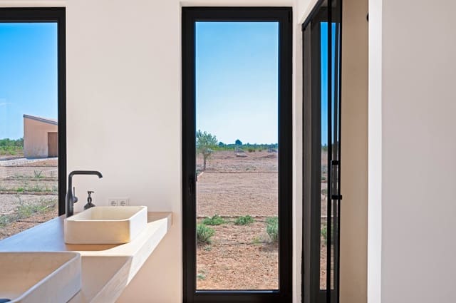 4 bedroom Finca/Country House for sale in Santa María del Camí with pool - € 4,250,000 (Ref: 8209194)