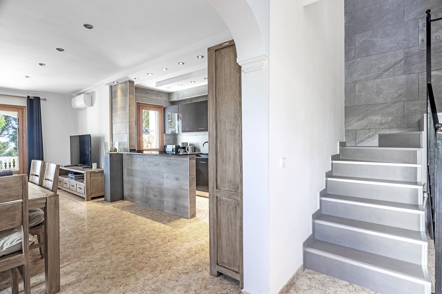 7 slaapkamer Villa te koop in Cala Pi met zwembad - € 1.600.000 (Ref: 8289534)