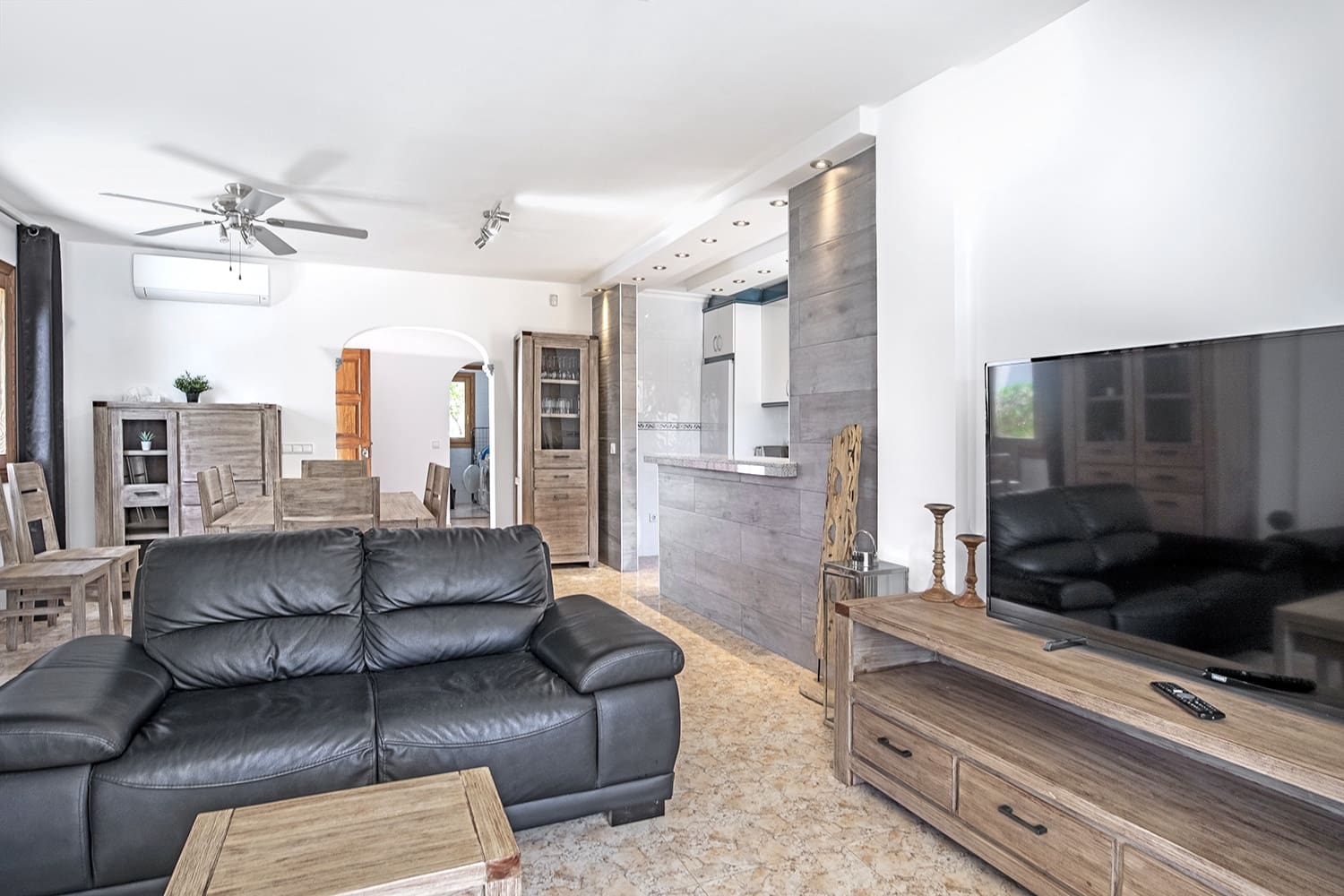 7 slaapkamer Villa te koop in Cala Pi met zwembad - € 1.600.000 (Ref: 8289534)