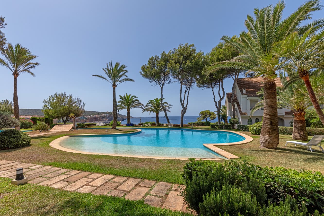 3 soveværelse Penthouse til salg i Santa Ponsa med swimmingpool - € 2.500.000 (Ref: 8440720)