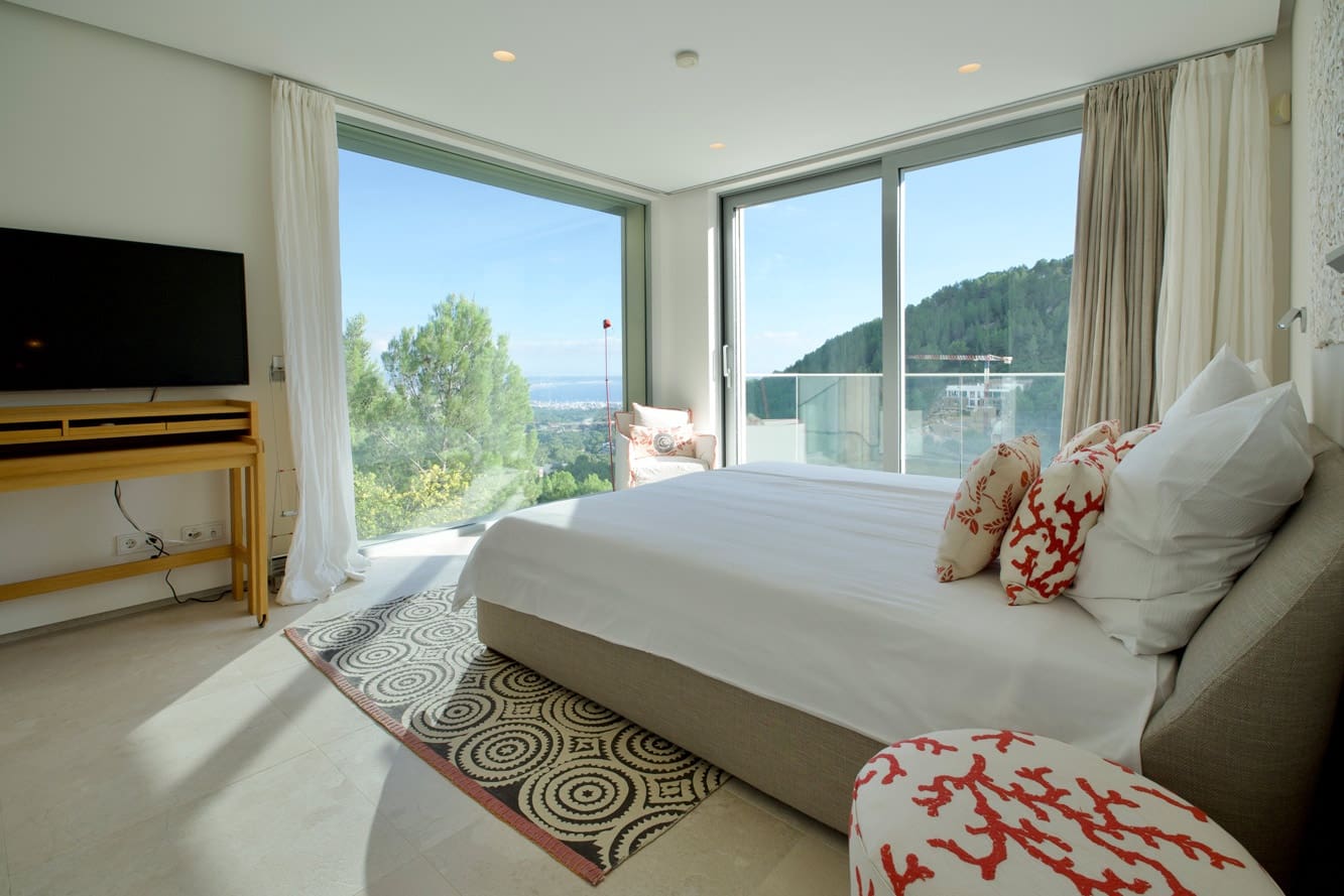 5 bedroom Villa for sale in Son Vida with pool garage - € 9,900,000 (Ref: 8490901)