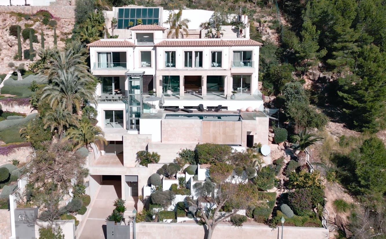 5 bedroom Villa for sale in Son Vida with pool garage - € 9,900,000 (Ref: 8490901)