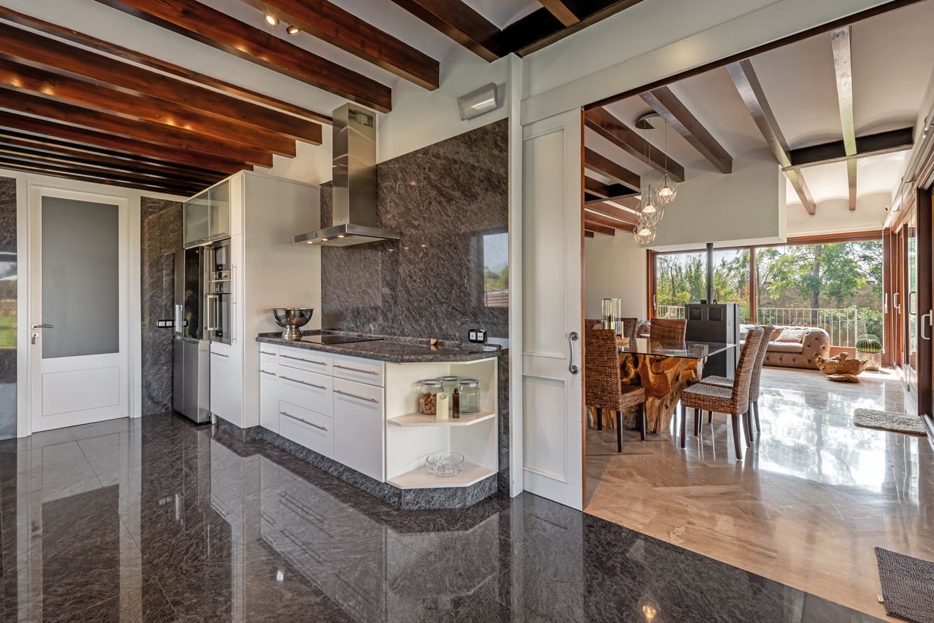 4 soveværelse Finca/Landehus til salg i Lloseta med swimmingpool - € 3.490.000 (Ref: 8493529)