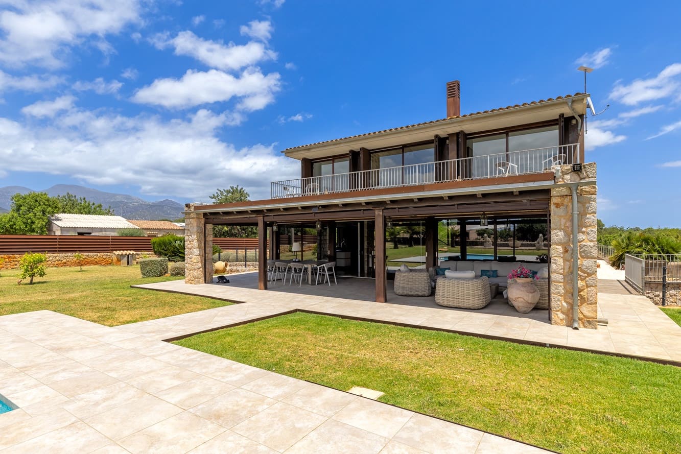 4 bedroom Finca/Country House for sale in Lloseta with pool - € 4,900,000 (Ref: 8493529)