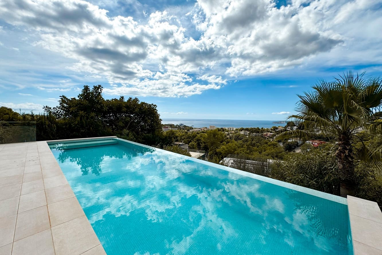 4 soverom Villa til salgs i Costa d'en Blanes med svømmebasseng garasje - € 4 950 000 (Ref: 8539067)