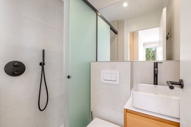 2 soverom Leilighet til salgs i Puerto de Andratx, Andratx med svømmebasseng - € 695 000 (Ref: 8576712)