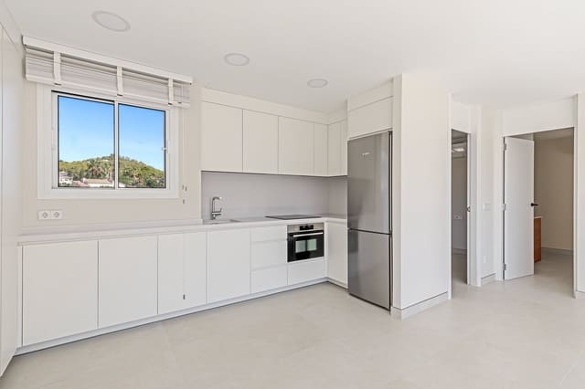 2 soverom Leilighet til salgs i Puerto de Andratx, Andratx med svømmebasseng - € 695 000 (Ref: 8576712)