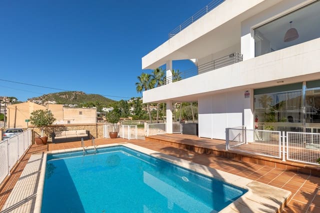 2 soverom Leilighet til salgs i Puerto de Andratx, Andratx med svømmebasseng - € 695 000 (Ref: 8576712)