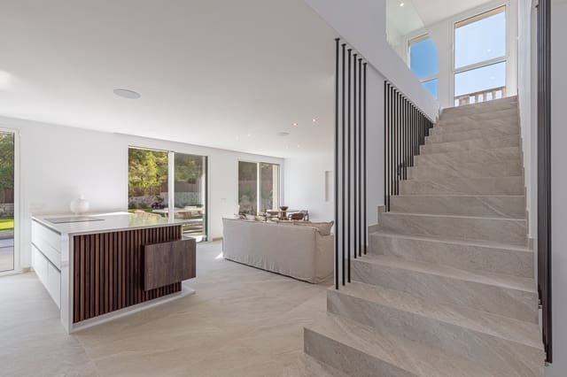 4 sypialnia Willa na sprzedaż w El Toro / Port Adriano, Calvià z basenem garażem - 2 500 000 € (Ref: 8580268)