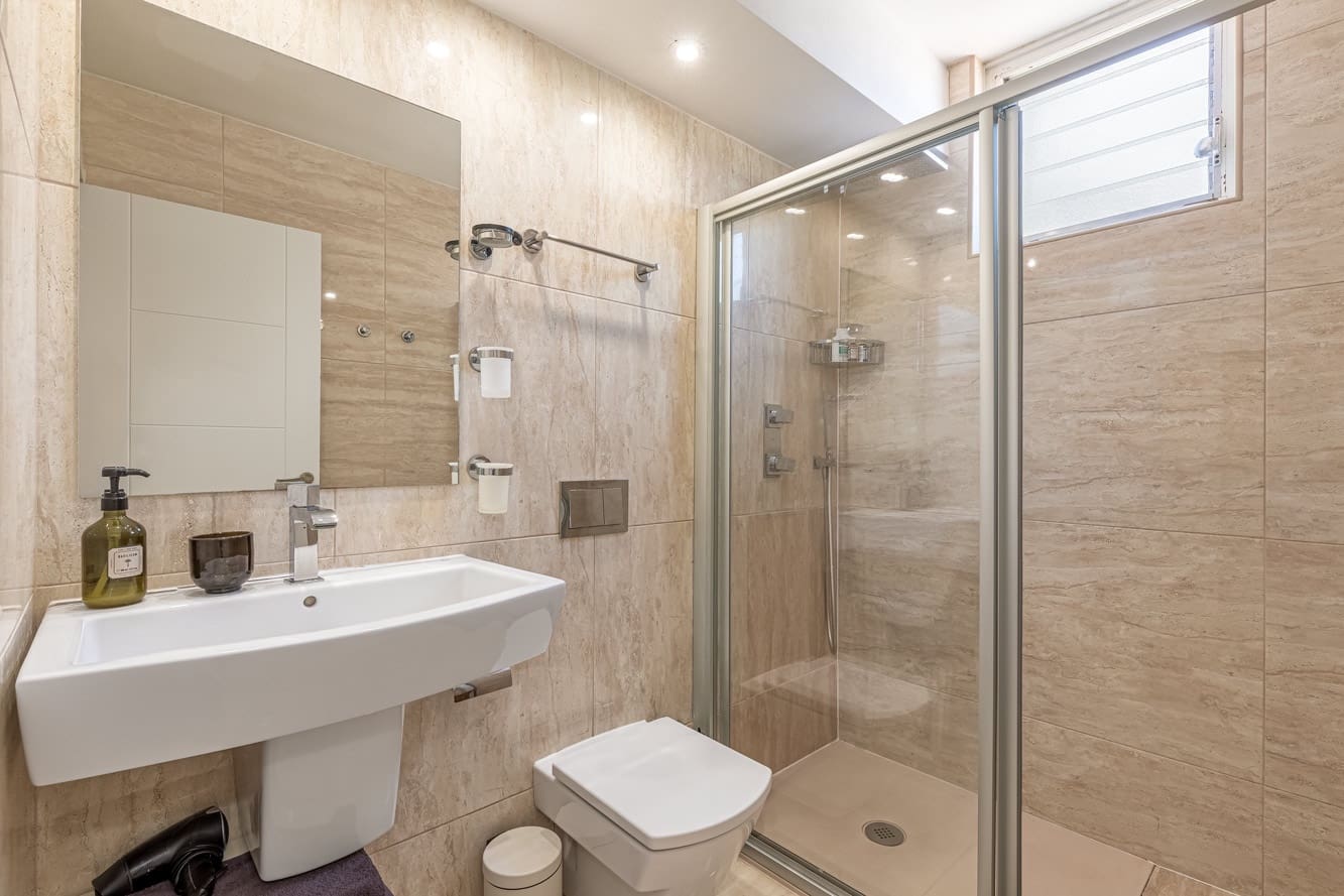 2 bedroom Apartment for sale in Illetas with pool - € 550,000 (Ref: 8580270)