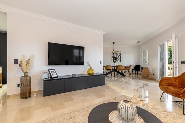 4 slaapkamer Villa te koop in Sa Torre (Llucmajor), Llucmajor met zwembad garage - € 2.350.000 (Ref: 8772572)