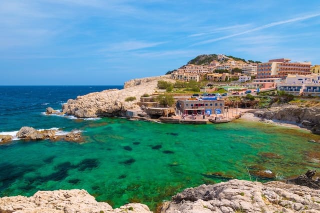 2 sypialnia Apartament na sprzedaż w Cala Ratjada, Capdepera z basenem - 584 000 € (Ref: 8772579)