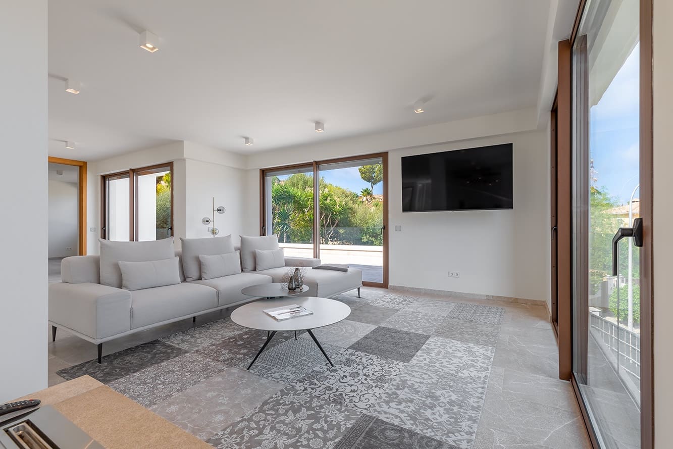 4 bedroom Villa for sale in Santa Ponsa with pool - € 4,500,000 (Ref: 8803280)