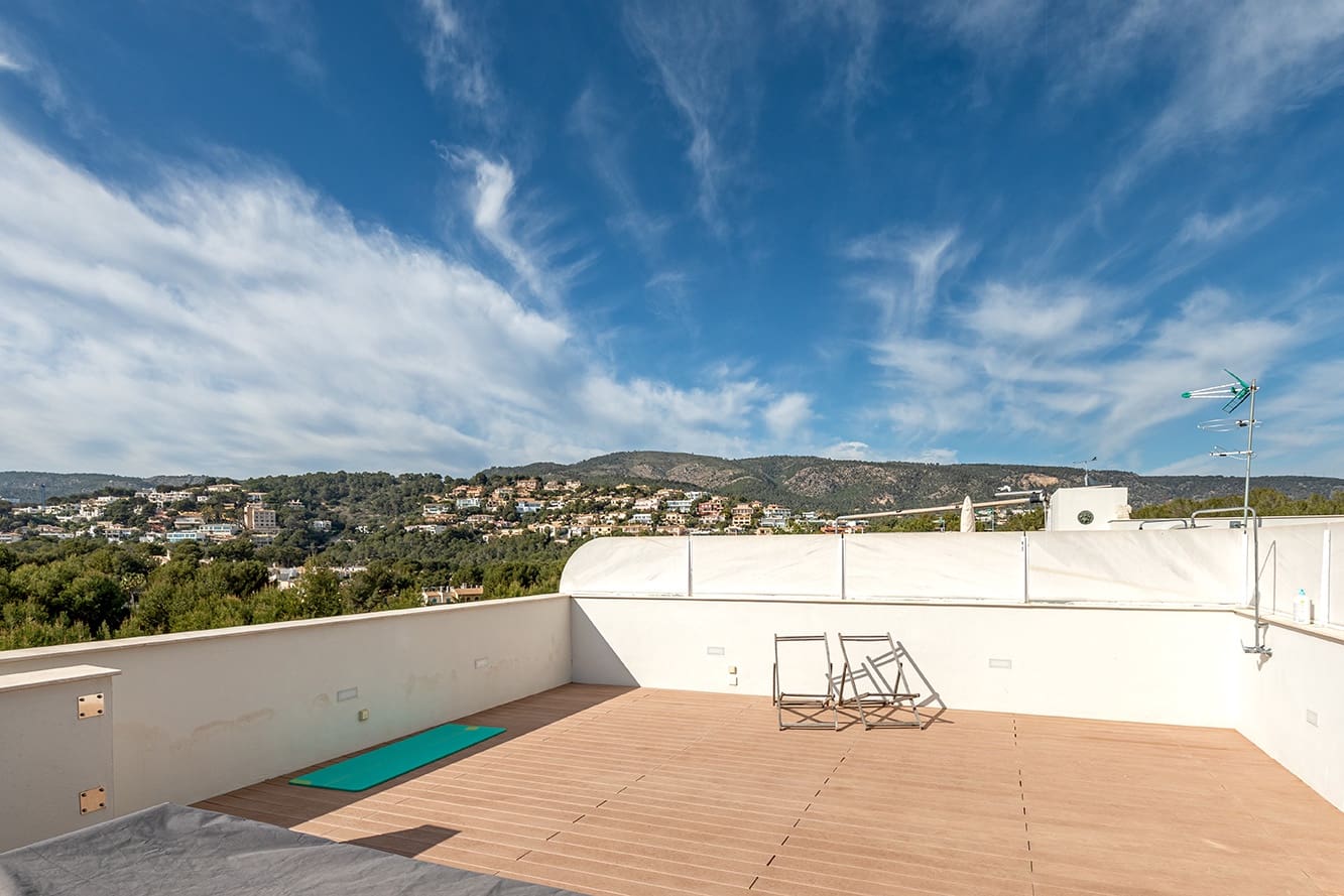 2 soveværelse Penthouse til salg i Bendinat med swimmingpool - € 2.995.000 (Ref: 8826409)