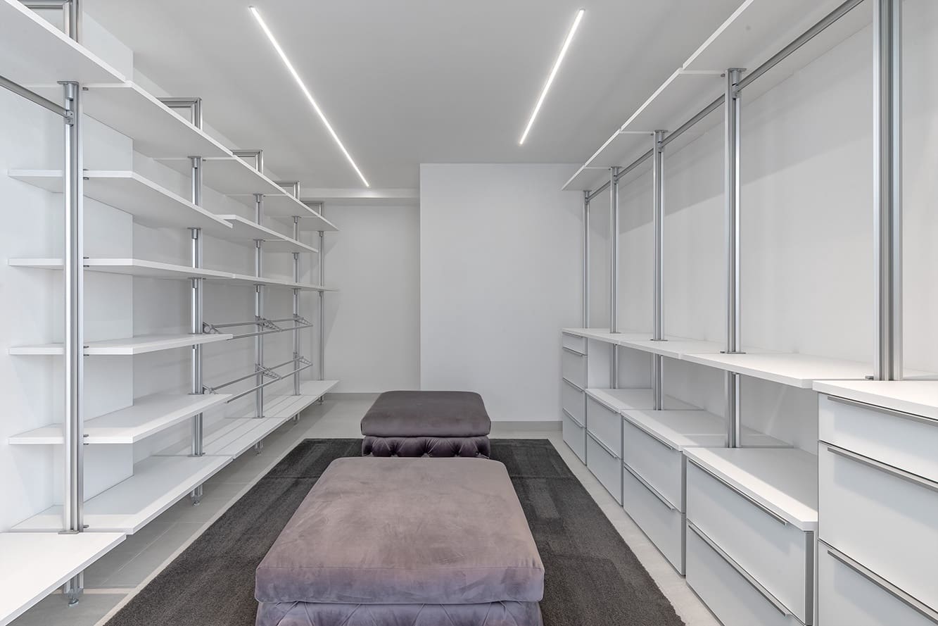 4 bedroom Villa for sale in Santa Ponsa with pool - € 5,900,000 (Ref: 8826410)