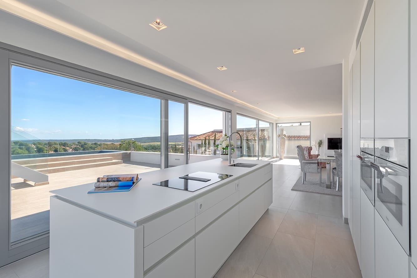 4 bedroom Villa for sale in Santa Ponsa with pool - € 5,900,000 (Ref: 8826410)