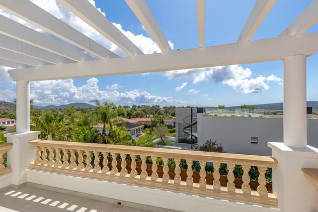 Chalet de 5 habitaciones en Santa Ponsa, Calvià en venta con piscina - 2.750.000 € (Ref: 8913314)