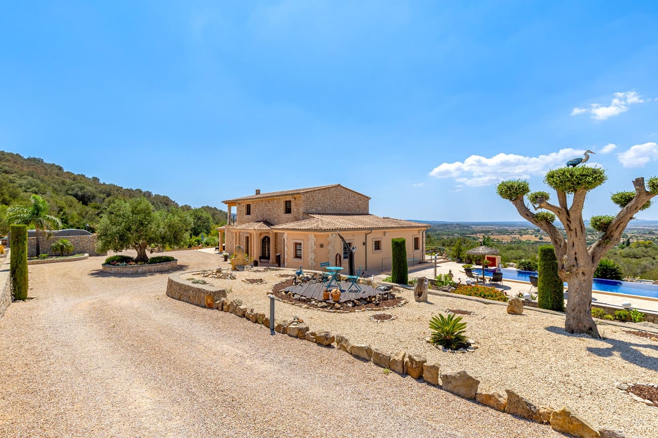 4 bedroom Finca/Country House for sale in Son Macia with garage - € 3,350,000 (Ref: 8971252)