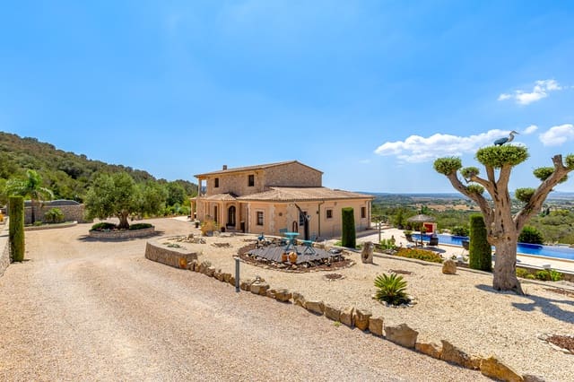 4 slaapkamer Finca/Landhuis te koop in Son Macia, Manacor met garage - € 3.350.000 (Ref: 8971252)