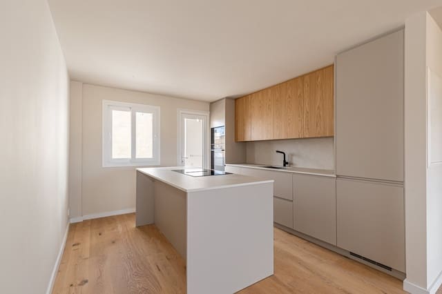 4 quarto Apartamento para venda em Es Molinar / El Molinar, Palma de Mallorca - 645 000 € (Ref: 8977704)