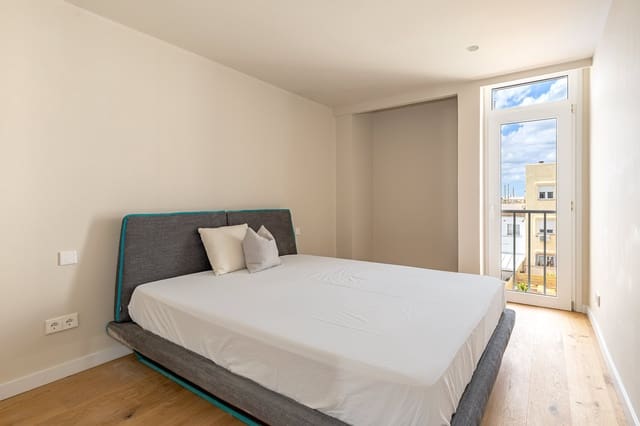 Apartamento de 4 habitaciones en Es Molinar / El Molinar, Palma de Mallorca en venta - 645.000 € (Ref: 8977704)