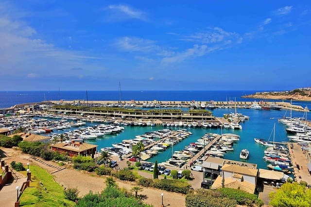 2 soverom Penthouse til salgs i El Toro / Port Adriano, Calvià med svømmebasseng - € 1 195 000 (Ref: 8981818)