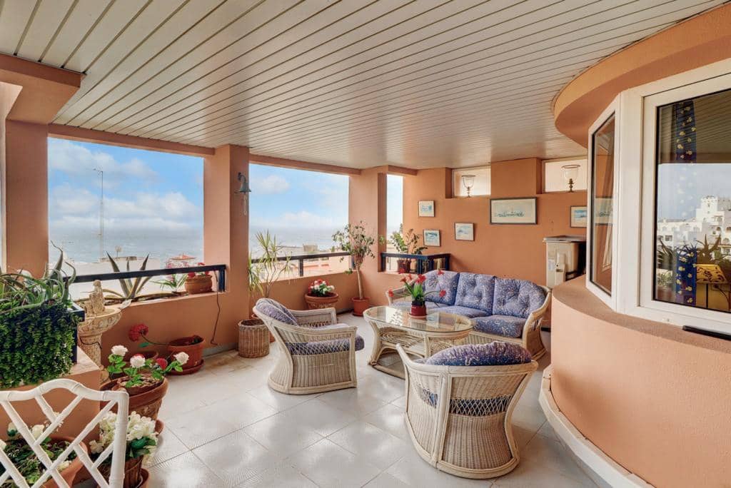 2 bedroom Apartment for sale in Illetas with pool garage - € 695,000 (Ref: 8990093)