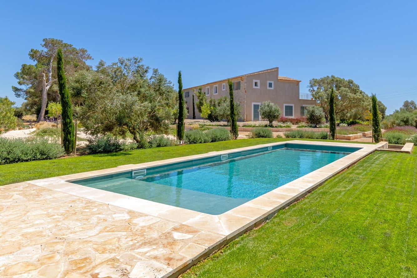 7 slaapkamer Finca/Landhuis te koop in Sa Rapita / La Rapita met zwembad - € 3.950.000 (Ref: 9033396)