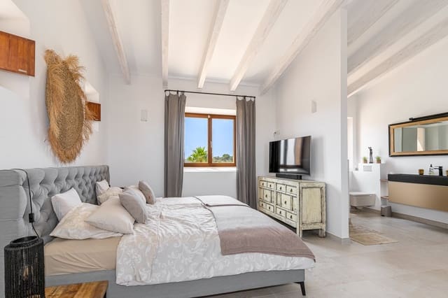 4 soveværelse Finca/Landehus til salg i Santanyí med swimmingpool - € 3.450.000 (Ref: 9056999)