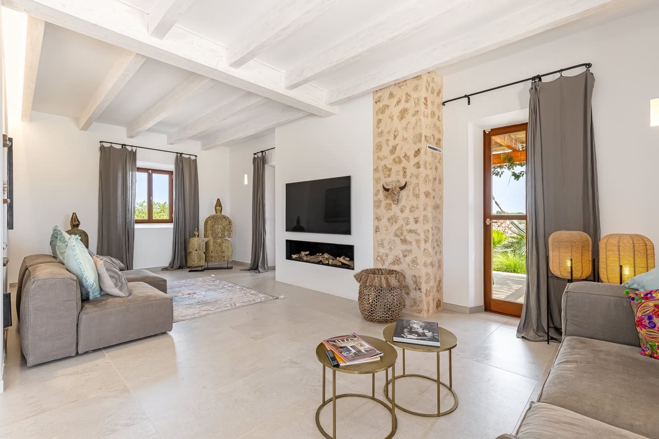 4 soveværelse Finca/Landehus til salg i Santanyi med swimmingpool - € 3.450.000 (Ref: 9056999)