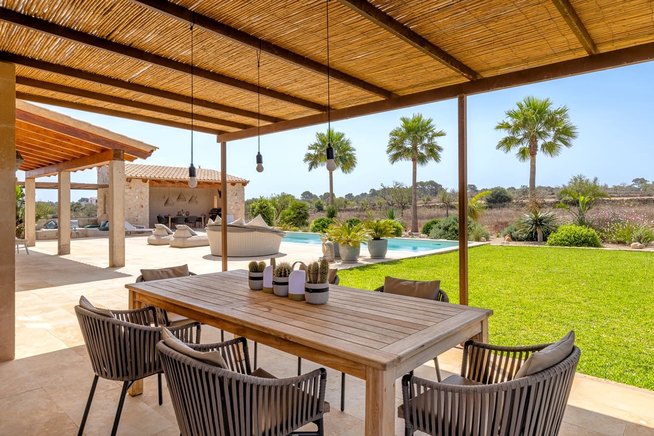 4 soveværelse Finca/Landehus til salg i Santanyi med swimmingpool - € 3.450.000 (Ref: 9056999)