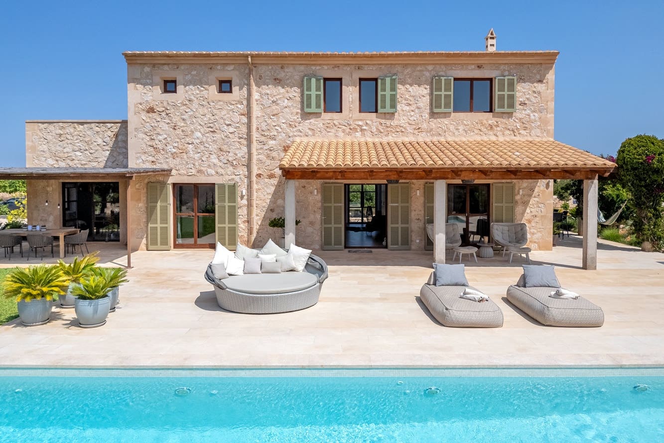 4 soveværelse Finca/Landehus til salg i Santanyi med swimmingpool - € 3.450.000 (Ref: 9056999)