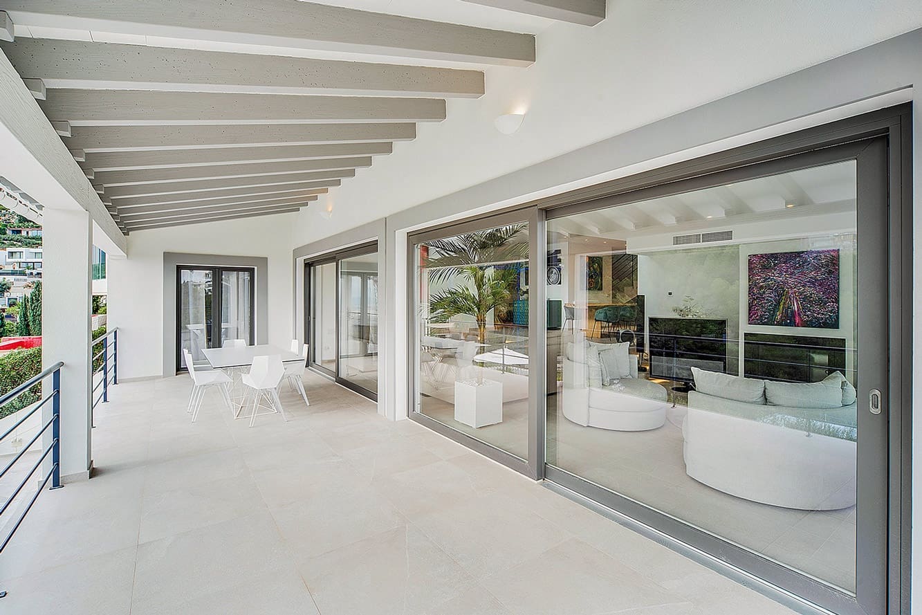 5 bedroom Villa for sale in Son Vida with pool garage - € 4,900,000 (Ref: 9103760)