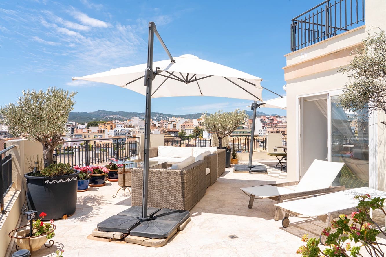 3 bedroom Apartment for sale in Palma de Mallorca - € 1,950,000 (Ref: 9105174)