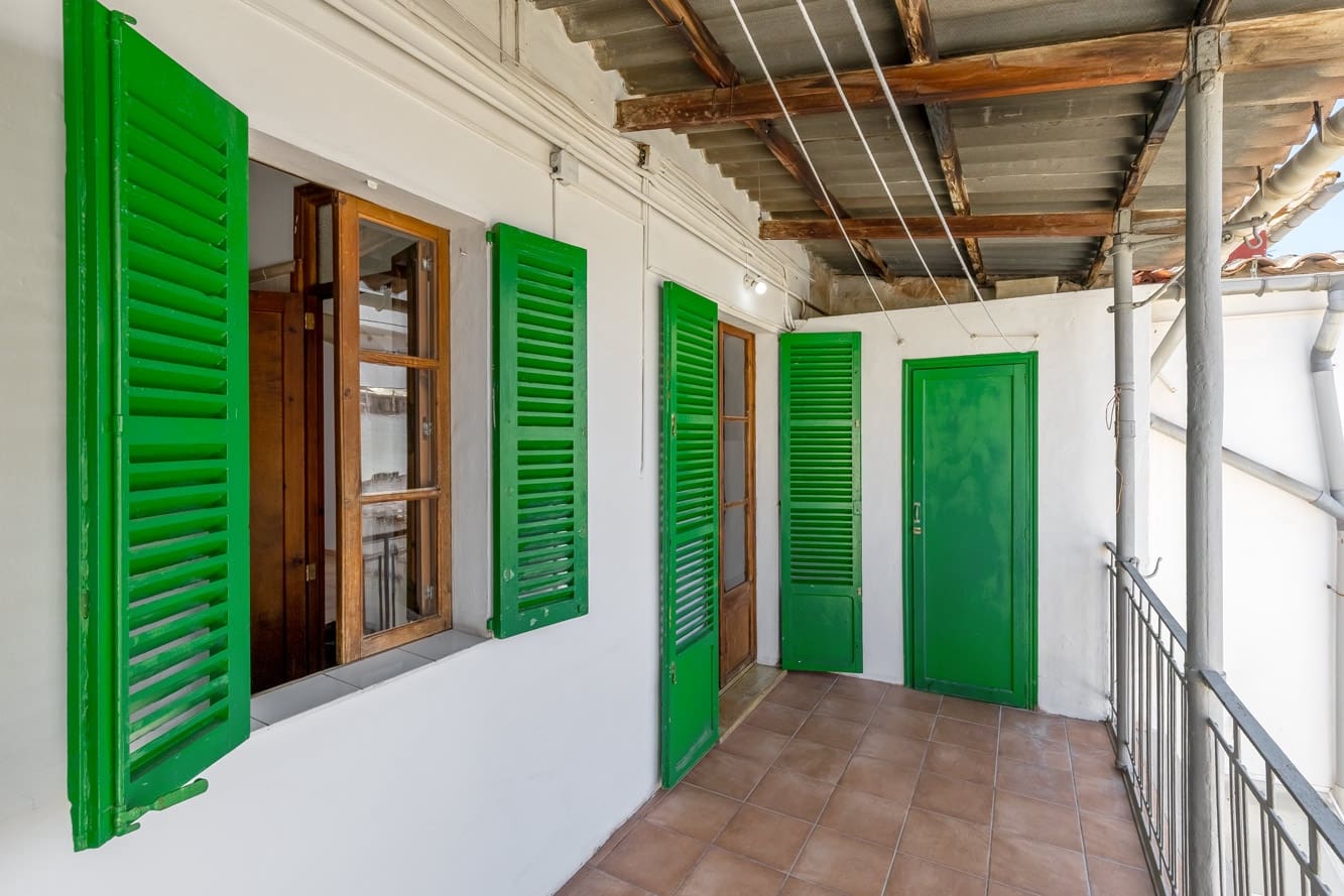 3 bedroom Apartment for sale in Palma de Mallorca - € 525,000 (Ref: 9136411)