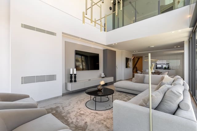 3 bedroom Penthouse for sale in Palma de Mallorca with pool - € 5,100,000 (Ref: 9147984)