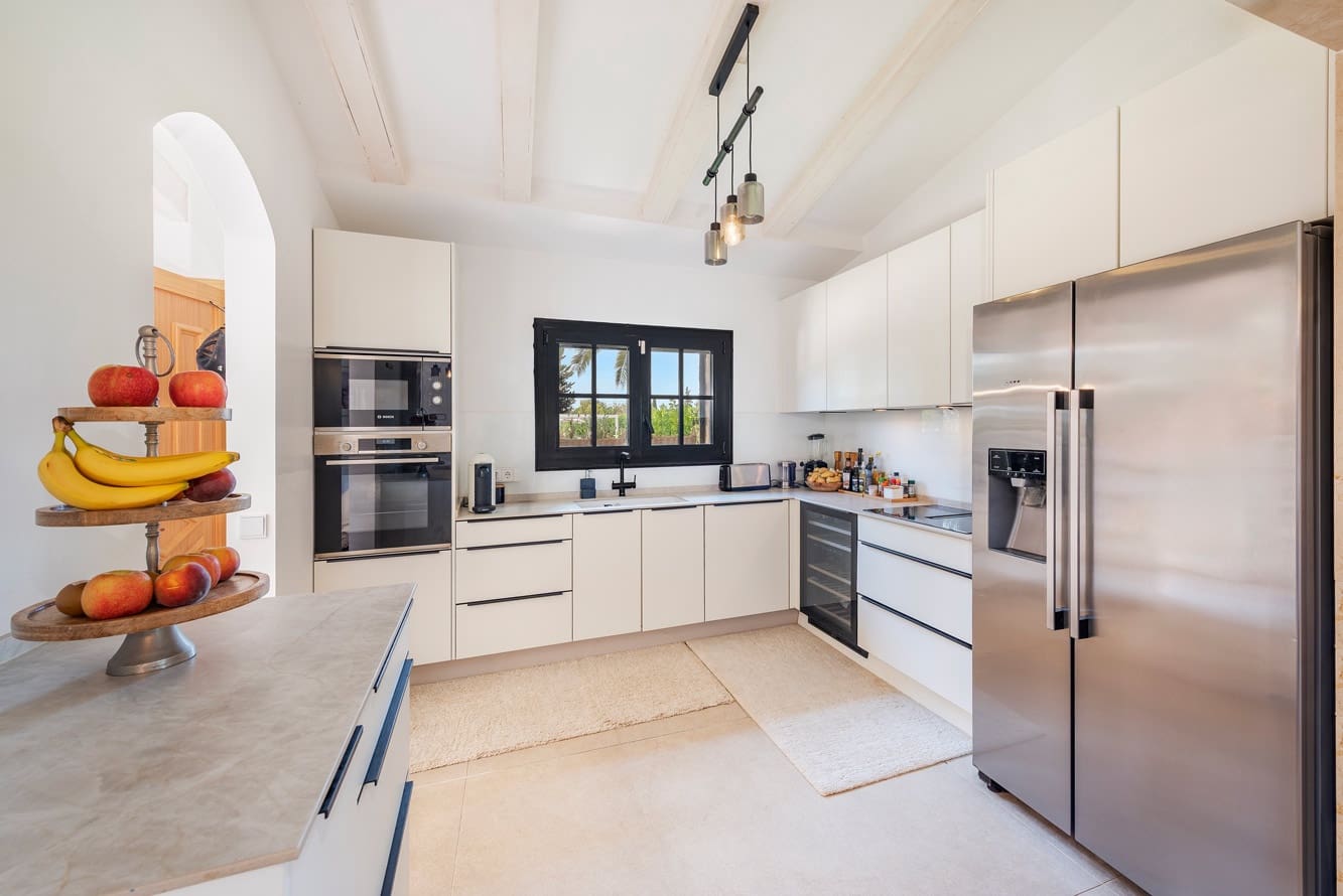 8 soveværelse Finca/Landehus til salg i Binissalem med swimmingpool - € 3.900.000 (Ref: 9151047)